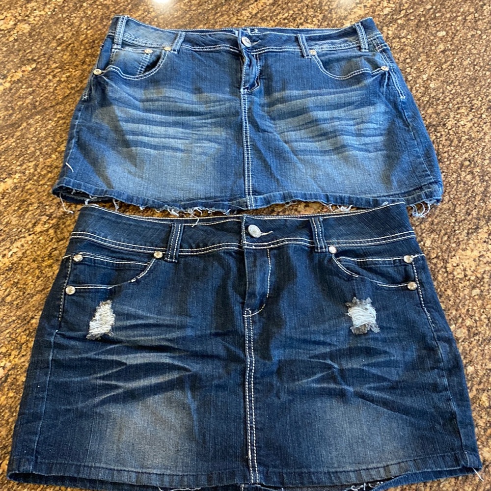 2 cute jeans skirts